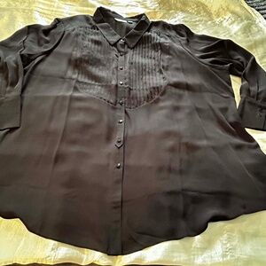 TUXEDO BLOUSE, BLACK, SIZE 3X, FRONT PLEATS, FRONT BUTTONS, LONG SLEEVES WITH 2